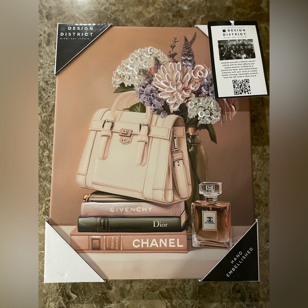 DESIGN DISTRICT MIAMI ART STUDIO NWT Fashion Wall Decor